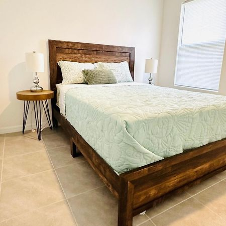 Escape Getaway Suite Port St. Lucie Екстер'єр фото